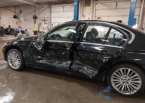 2013 BMW 328I xDrive z USA, uszkodzony, nr VIN WBA3B3C51DJ812226